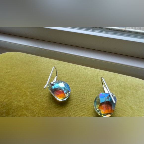 Genuine Swarovski Galet Pierced Earrings Rhodium Plated - Picture 9 of 16